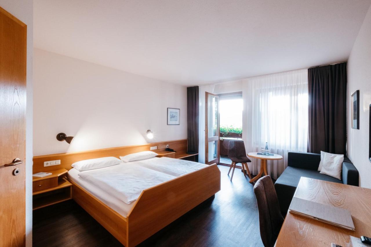 Restaurant & Landhotel Winter Gomadingen Zewnętrze zdjęcie